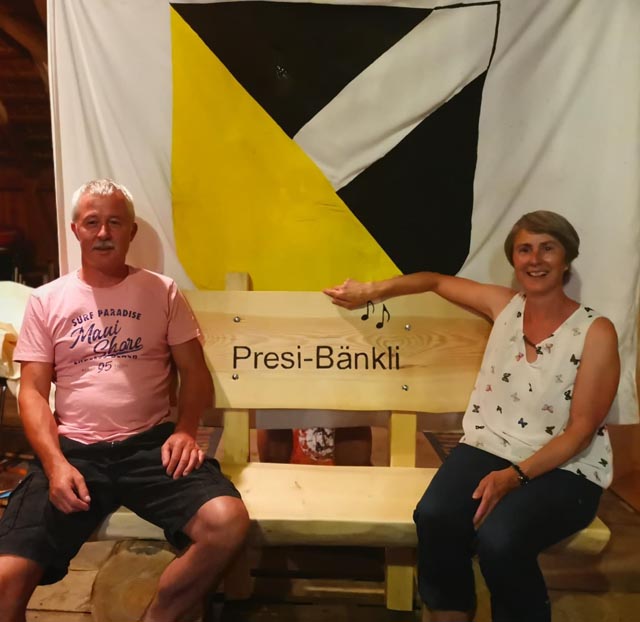 Isabel Meier übernimmt das Präsidentenamt der Kienberg-Singers von Markus Schneeberger. Foto: zVg