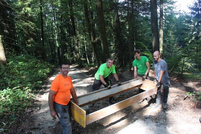 Querrinnen für den Michaelisweg. Foto: Louis Probst 