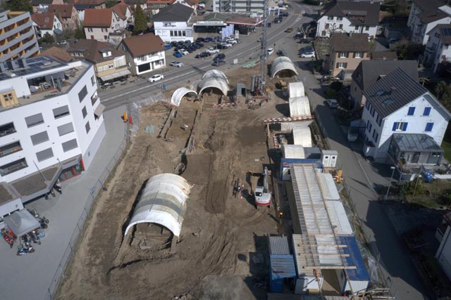 Knapp 3000 Quadratmeter römische Geschichte: in zwei Etappen führte die Kantonsarchäologie auf einem Bauareal zwischen Zürcherstrasse und Sonnenweg in Windisch eine Ausgrabung durch, um die römischen Überreste zu dokumentieren. Fotos: Copyright Kantonsarchäologie, © Kanton Aargau