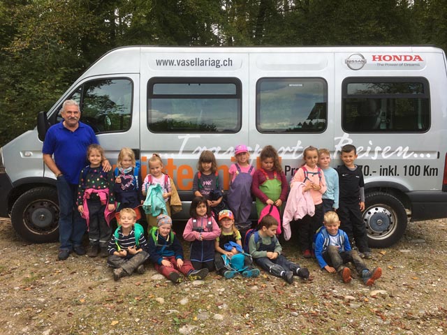 Die Kinder genossen den Ausflug ins Waldschulzimmer. Foto: zVg 