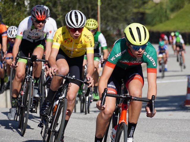 Lars Emmenegger im grünen Trikot des VC Kaisten auf dem Weg zum Schweizermeister-Titel. Foto: VSR
