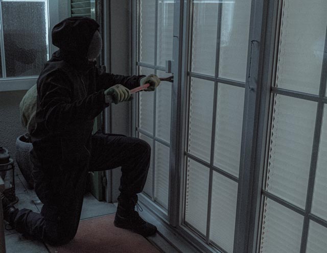 Zeitumstellung: Vorsicht, Einbrecher nutzen die frühe Dämmerung