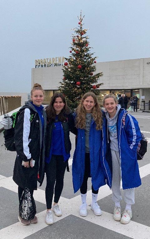 Linda Egger, Larissa Sutter, Mia Gisler, Juliette Siegfried. Foto: zVg