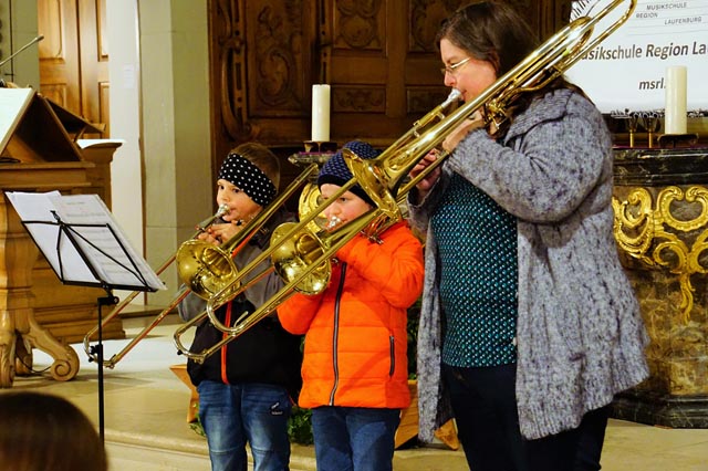 Die Musikschülerinnen und -schüler boten ein stimmungsvolles Adventskonzert. Foto: zVg 