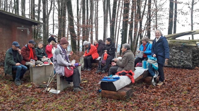 Etwas Feines aus dem Rucksack und die Wanderung ist doppelt gelungen. Foto: zVg