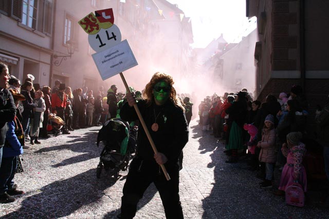 In Laufenburg tobt die Städtlefasnacht. Foto: Peter Schütz