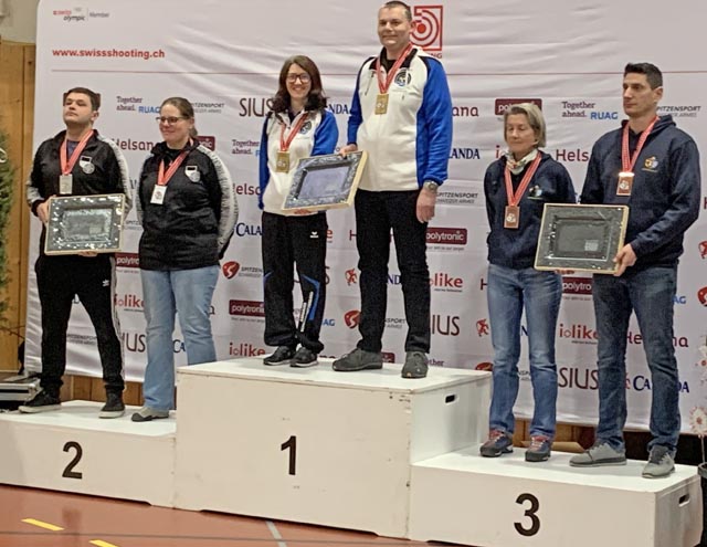 Schweizer Mixed-Meistertitel für das Aargauer Pistolenduo Tamara Vock und Dieter Grossen. Foto: mbr