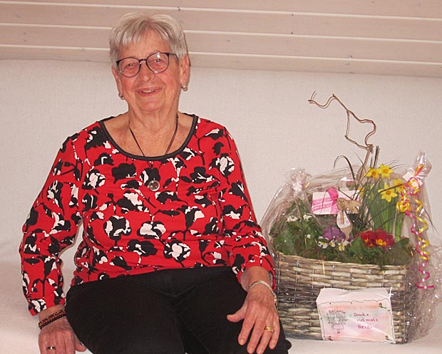 Heidi Senn ist bereits seit 60 Jahren im Nähverein Asp tätig. Foto: rda