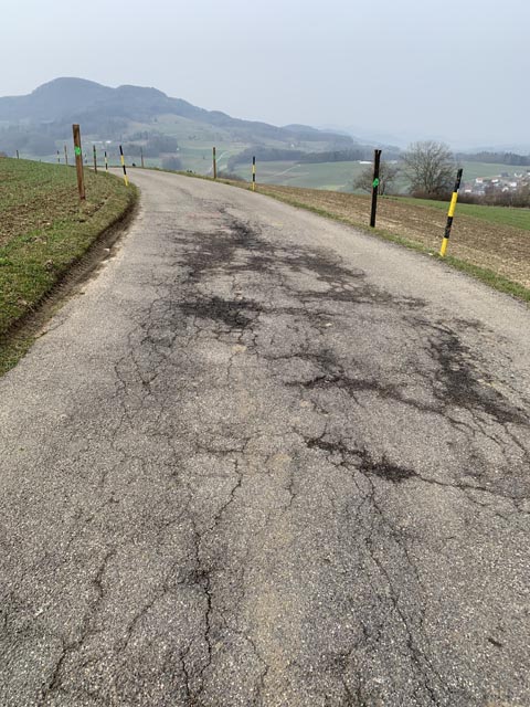 Kantonsstrasse zwischen Zeglingen und Oltingen gesperrt