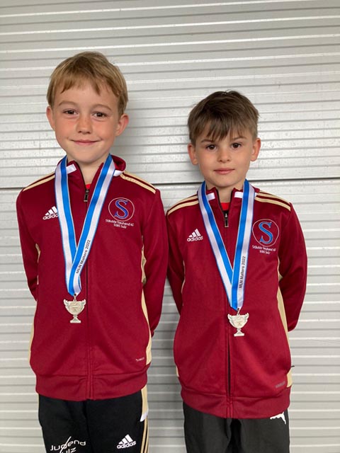 Nicolas und Jan, die Medaillengewinner im EP. Foto: zVg