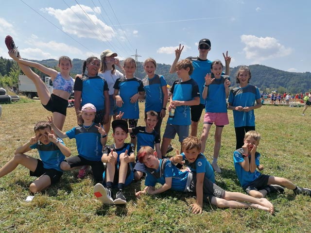 Die Jugi Münchwilen freut sich über den 12. Rang. Foto: zVg