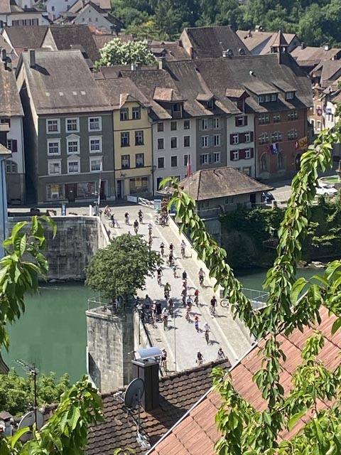 Blick auf die Laufenbruecke. Foto: Sonja Fasler