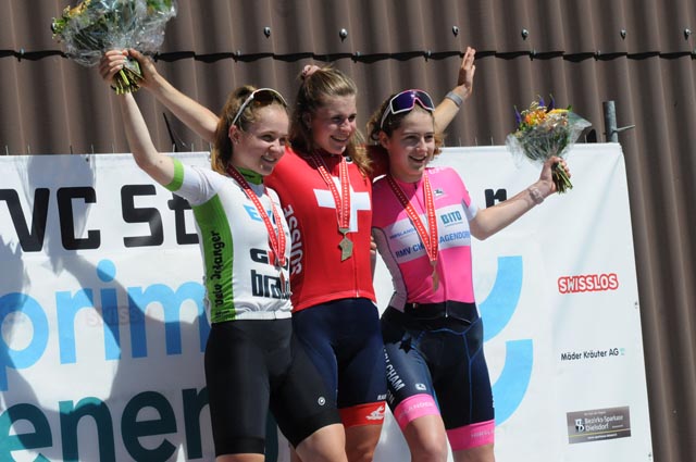 Zuoberst auf dem Podest. Foto: Neli Widmer