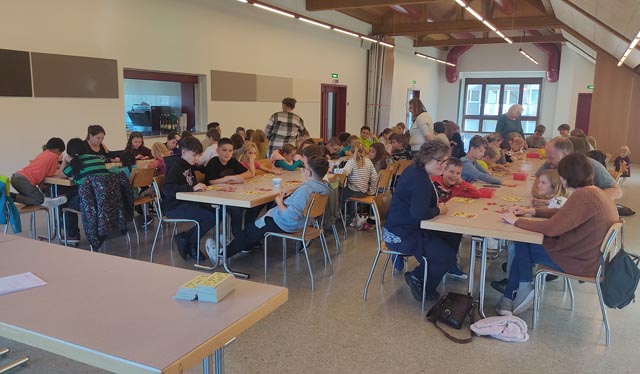 Alle hatten ihren Spass beim Kinderlotto der Frauengemeinschaft Mumpf. Foto: zVg 