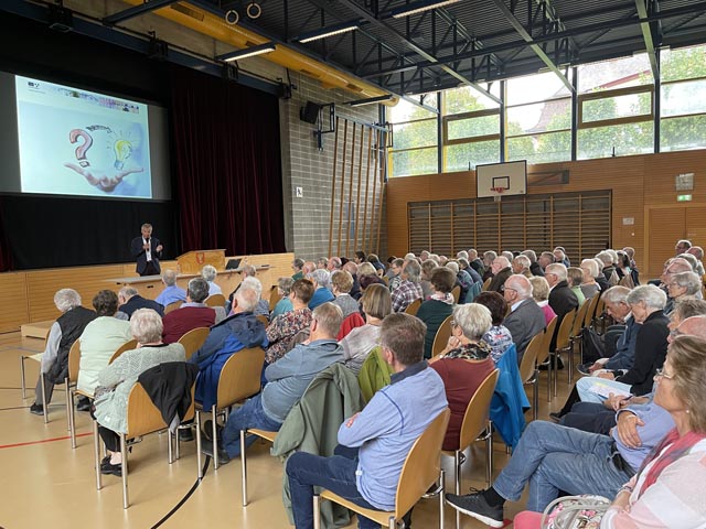 Über 110 interessierte Senioren am Infonachmittag in Möhlin. Foto: zVg