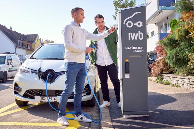 IWB baut in Basel-Stadt bis 2026 200 öffentliche Ladestationen. Foto: Niels Franke