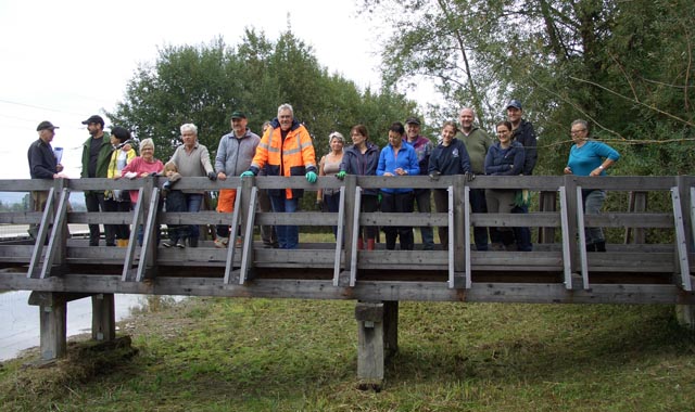Das Hardweiher-Team nach getaner Arbeit. Foto: Paul Füglistaller