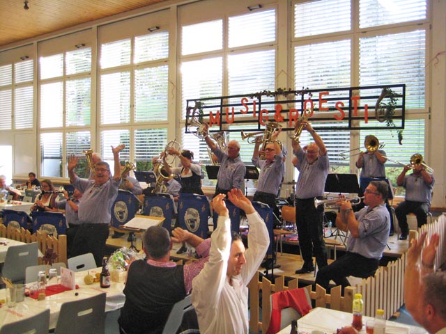 Die «Argovia-Musikanten» begeisterten das Publikum mit ihrer Musik. Foto: zVg