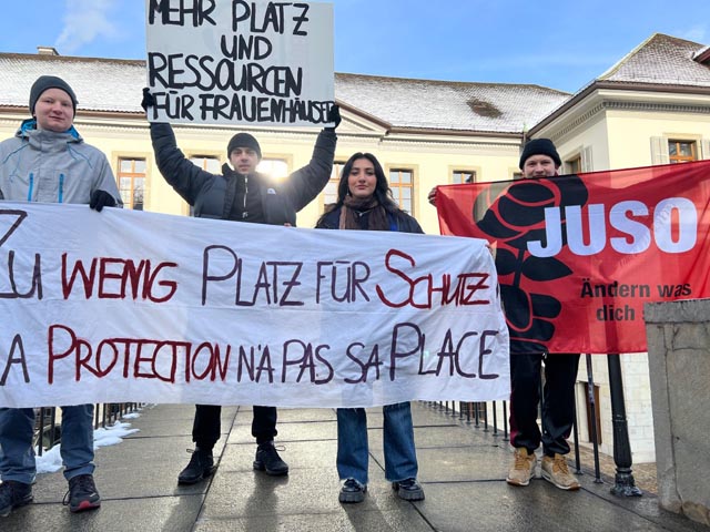 Überreichung der Petition. Foto: zVg