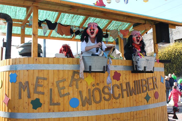 Kunterbunter Fasnachstumzug in Möhlin. Foto: Sonja Fasler