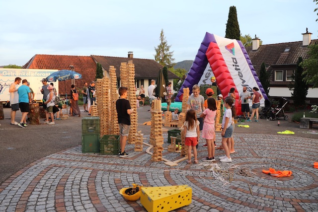 Wer schafft den höchsten Turm?