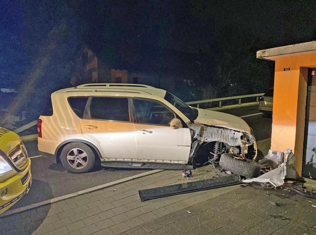 Selbstunfall in Grellingen. Foto: Polizei BL