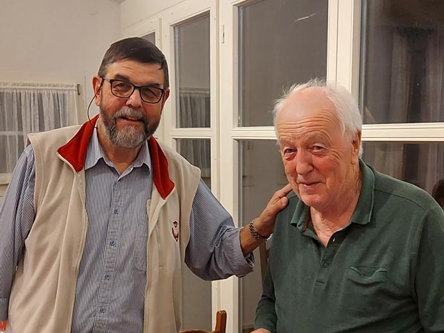 Präsident Leo Beck (links) und Jubilar Werner Reimann. Foto: zVg