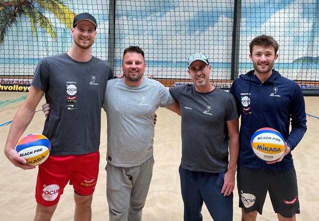 Von links: Adi Heidrich, Lukasz Fijalek, Danny Woods und Leo Dillier freuen sich aufs Trainingslager in Teneriffa. Foto: zVg