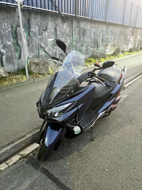 Der beschädigte Roller. Foto: Polizei BL