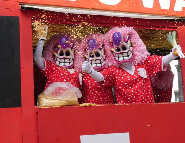 Die Narren hatten ihren Spass beim Umzug in Kaiseraugst. Foto: Jörn Kerckhoff