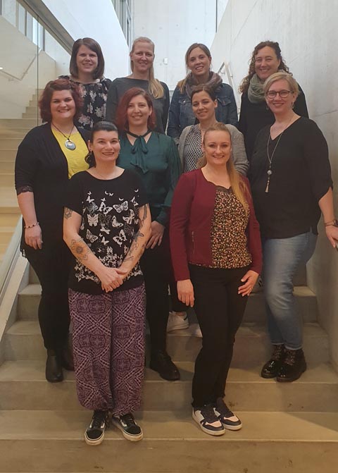 Oben von links: Nicole Ossola, Claudia Lorenzi, Tina Thomer, Dagmar Bargetzi; Mitte von links: Manuela Pfeiffer, Birgit Fäh, Nicole Hollenstein; unten von links: Evelyne Cavegn, Alexandra Brot. Foto: zVg