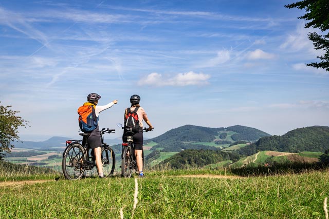 Velolandroute «Jurapark Aargau»: Ausblick von der Saalhöhe. Foto: ©visualmoment.ch