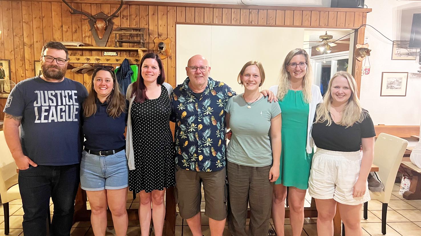 Mike Fehlmann, Nora Likovic, Mela Hollenstein-Hanselmann, Bruno Schmid, Lara Oeschger, Alexandra Kohlbrenner, Melanie Kägi(v.l.). Auf dem Bild fehlt Julia Moser. Foto: zVg