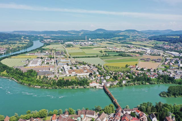 Das Sisslerfeld mit den vier Gemeinden Eiken (oben rechts), Münchwilen (Mitte rechts), Sisseln (oben links) und Stein (unten). Foto: Gerry Thönen