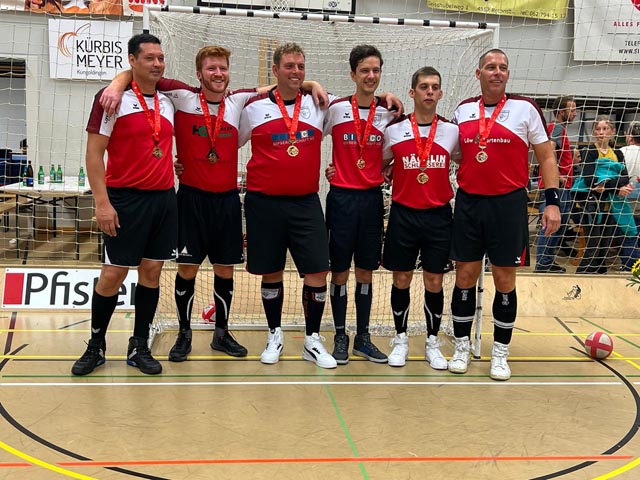 Yosuke Degen, Simon Fischler, Renato Bianco, Fabian Burch, Nick Metzger, Stefan Lützelschwab (v.l.). Foto: zVg