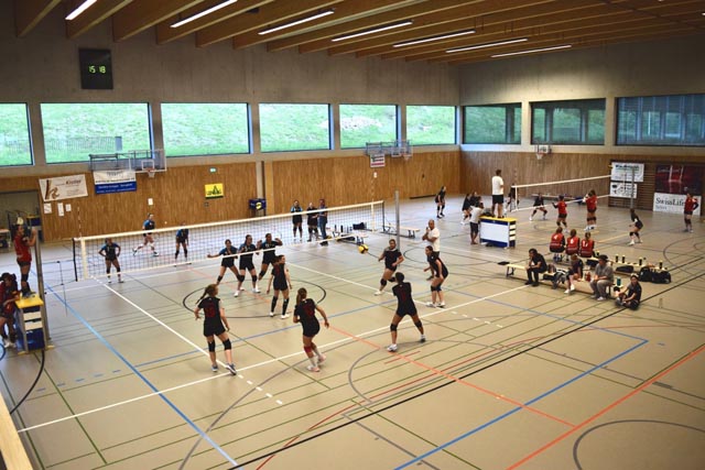 Blick von der Galerie auf die Spielfelder. Foto: zVg