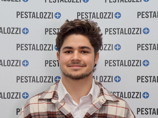 Herzliche Gratulation: Lior Day aus Laufenburg zählt zu den 70 Gewinner:innen des Pestalozzi Stiftepriis 2023.Foto: zVg