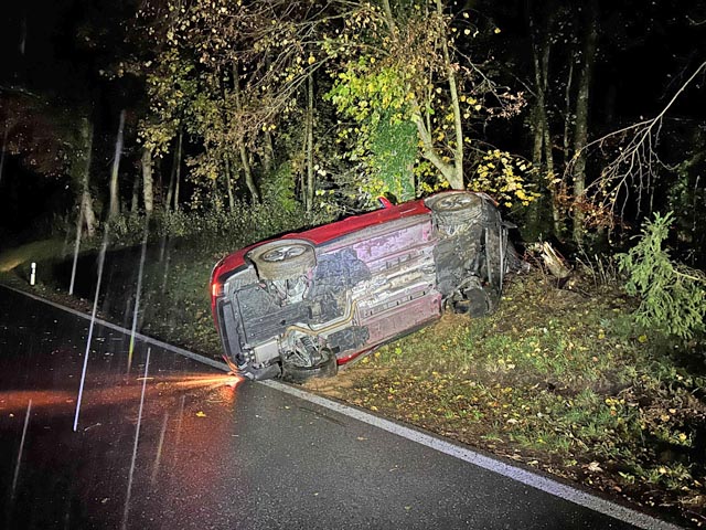 Selbstunfall in Besenbüren. Foto: Polizei AG