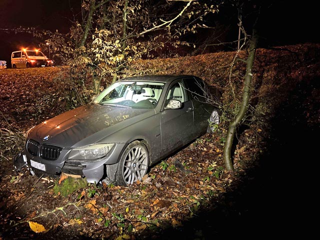 Selbstunfall im Hardwald bei Kaisten. Foto: Polizei AG