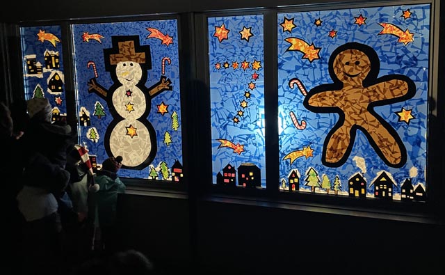 Münchwilen: Lesenacht gepaart mit Adventsfenstereröffnung