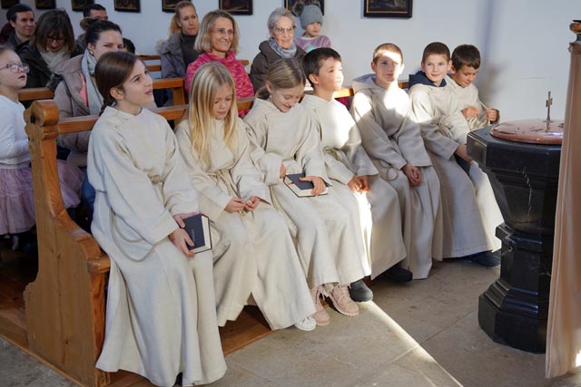 Neue Ministranten für in der christkatholischen Kirche Obermumpf. Foto: zVg