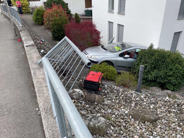 23 17 VU Oberlunkhofen 3