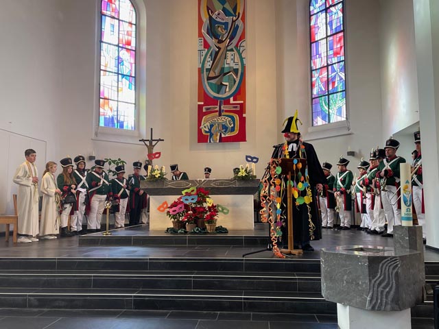 «Lass die Fasnacht in Dein Herz...» – Fasnachtsgottesdienst in Eiken. Foto: zVg