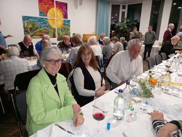 Geselliges Beisammensein an der GV. Foto: zVg
