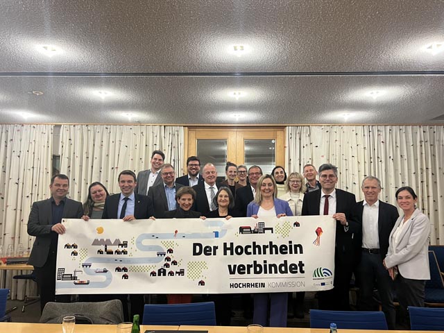 Vorstand und Team der Hochrheinkommission. Foto: zVg
