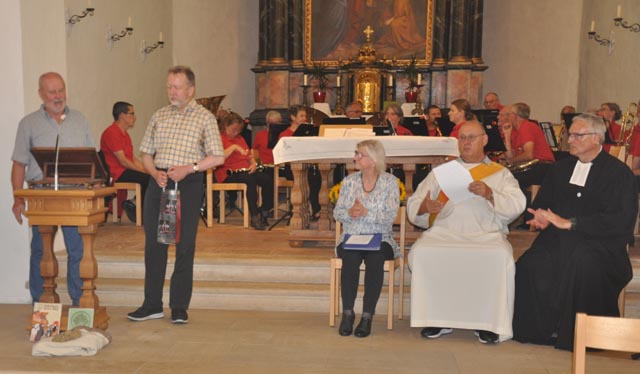  Ökumenischer Gottesdienst zum Schulstart in Hornussen. Foto: Franz Wülser
