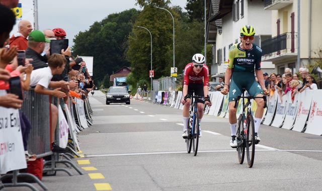 Der Gesamtsieger Theodor August Clemmensen gewann die letzte Etappe in Vordemwald überlegen. Foto: Markus Schenk