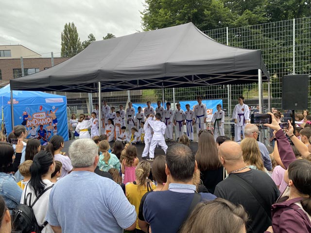 Rheinfelden: Leuchtende Kinderaugen und stolze Eltern beim Coop Andiamo