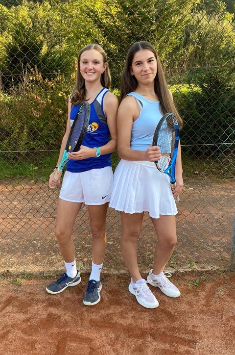 Annabelle Schneider und Iulia Szepesi haben eine erfolgreiche Saison hinter sich. Foto: zVg