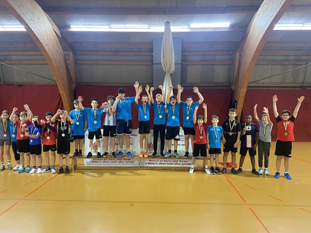 Rangliste Knaben: 1. Rang: NW Kings, 2. Rang: Blitzmix (links), 3. Rang: The Phantom (rechts). Foto: zVg